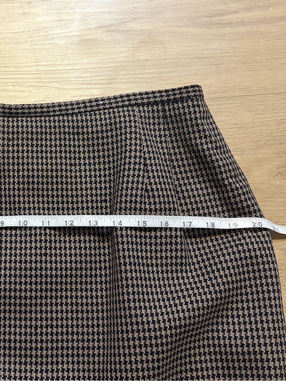 Miss Pendleton Houndstooth 100% Pure Wool Skirt Size 14, Vintage, Ready for Fall - Picture 4 of 8